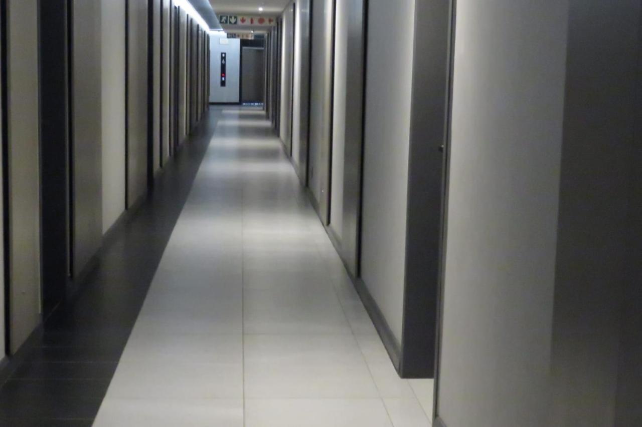 519 Menlyn Maine Trilogy Apartamento Pretoria-Noord Exterior foto